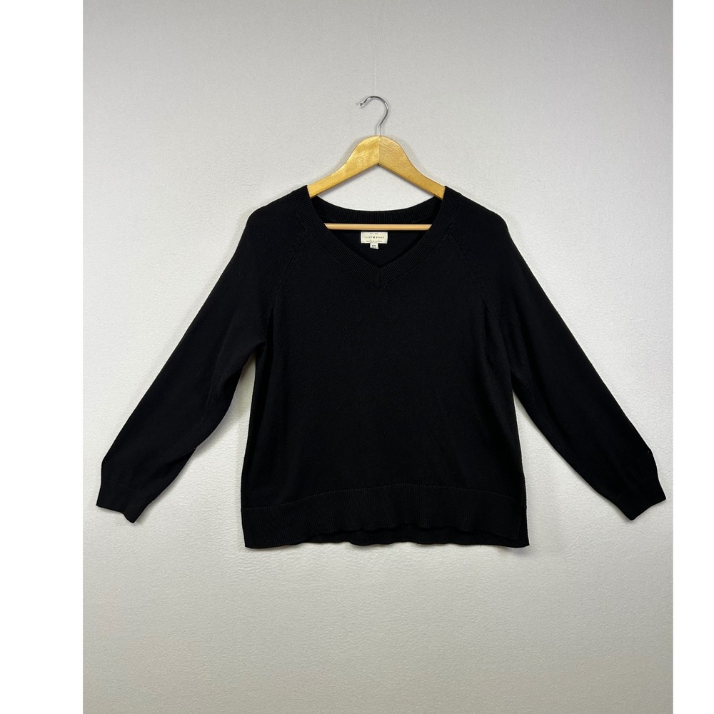 Classic‎ Minimalist Lucky Brand Womens Medium Black V-Neck Raglan Knit Sweater